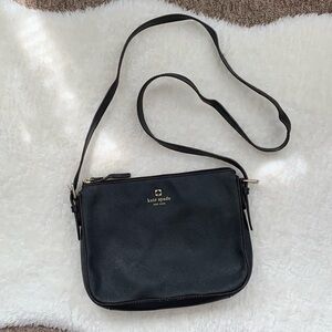 2245.♠️Kate Spade cove street Irini bag